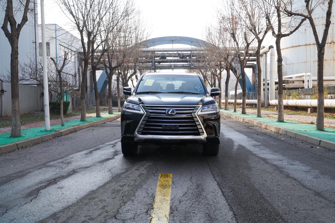 20款雷克薩斯LX570加版5.7L V8自然吸氣發(fā)動機港口國六預售175萬