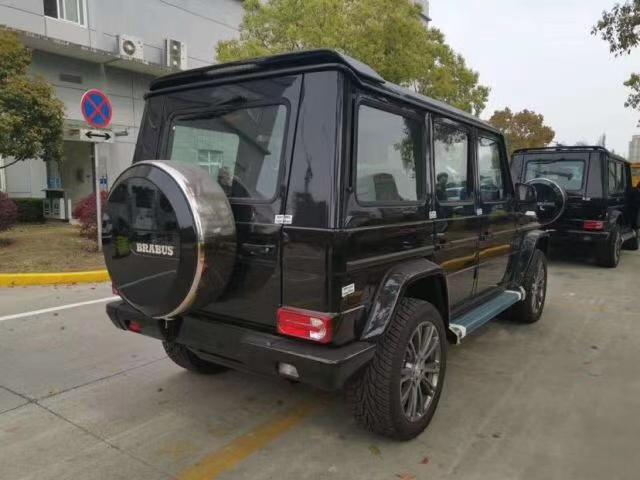 18款奔馳G350柴油版 原廠巴博斯套件港口現(xiàn)車鉅惠151萬