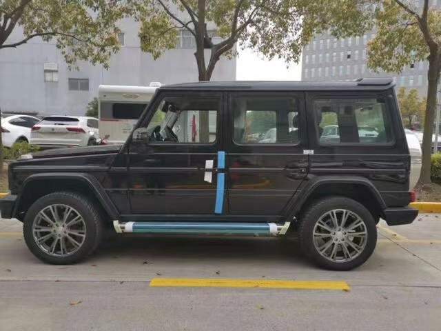 18款奔馳G350柴油版 原廠巴博斯套件港口現(xiàn)車鉅惠151萬
