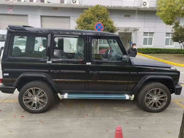 18款奔馳G350柴油版 原廠巴博斯套件港口現(xiàn)車鉅惠151萬