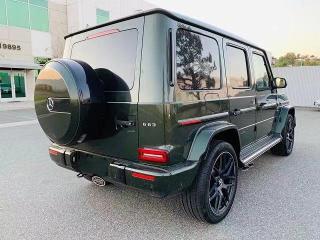 20款奔馳G63AMG稀有顏色頂配 港口現(xiàn)車(chē)價(jià)優(yōu)僅售299萬(wàn)