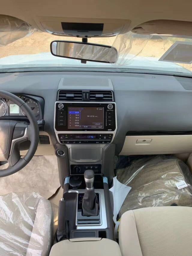 20款霸道4000TXL后掛備胎版 港口現(xiàn)車特價(jià)一臺(tái)59萬(wàn)