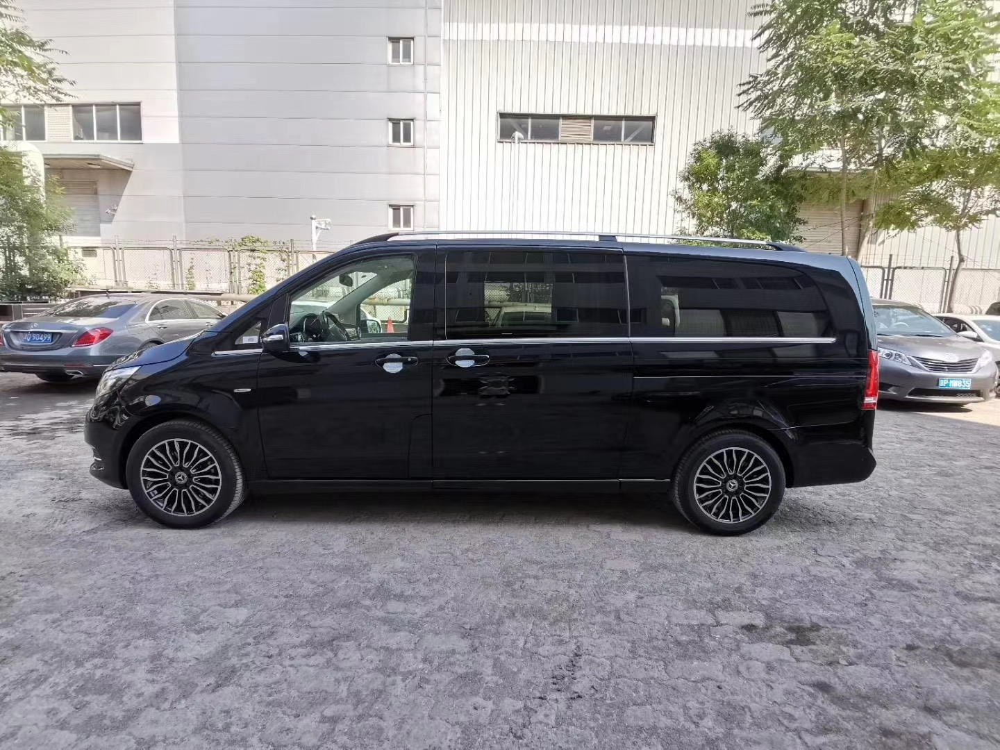 20款奔馳V260國(guó)六排放全國(guó)上牌 整車私人訂制現(xiàn)車價(jià)優(yōu)