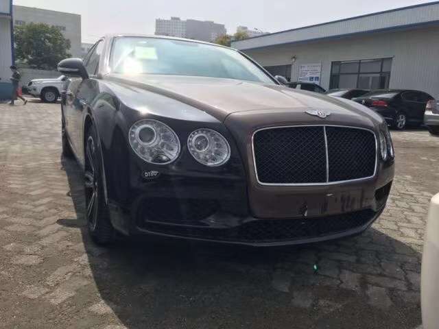 18ewY4.0T ۿڇޕr̓rH243f