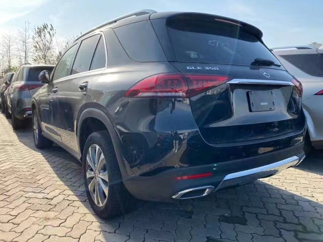 20款奔馳GLE350美版豪華 港口現(xiàn)車等國(guó)六鉅惠68.8萬(wàn)
