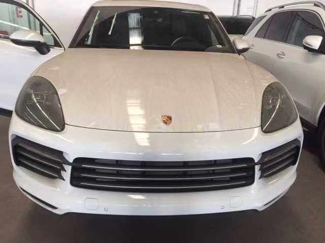 20款保時(shí)捷卡宴3.0T 國六預(yù)售港口現(xiàn)車特價(jià)90萬