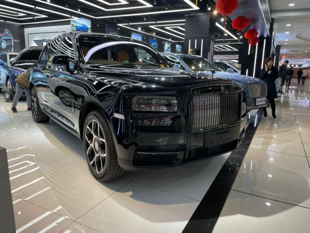勞斯萊斯庫里南BB版高配 港口國六現(xiàn)車鉅惠來襲