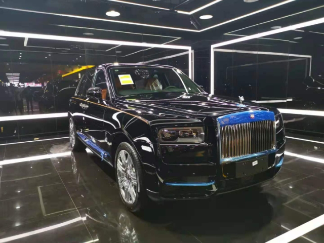 2020款勞斯萊斯庫里南 高配現(xiàn)車國六港口特惠直營750萬