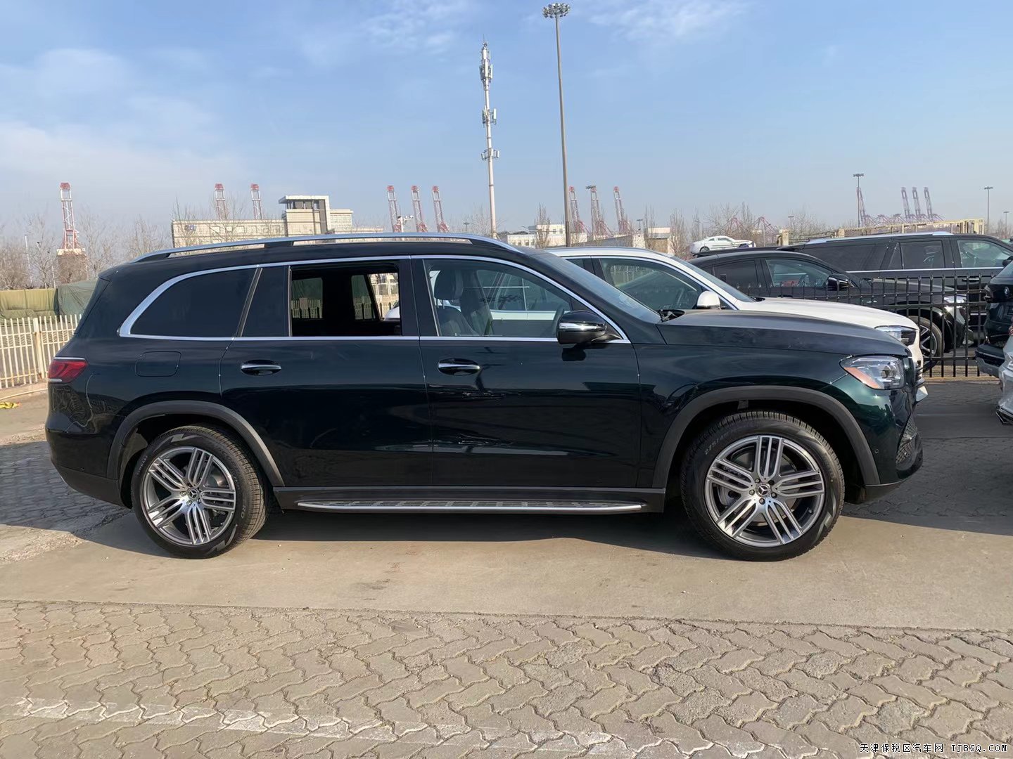 國六奔馳GLS，稀有色，祖母石綠，港口現(xiàn)車！??！