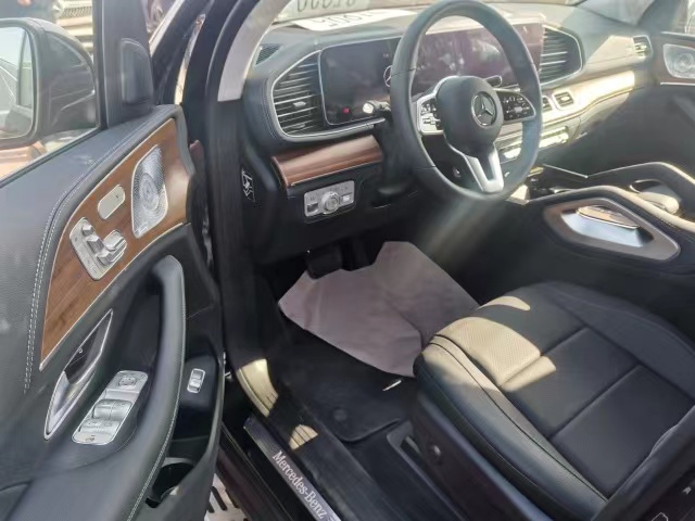20款奔馳GLE450墨西哥版標配 港口現(xiàn)車國六預售特價75.5萬