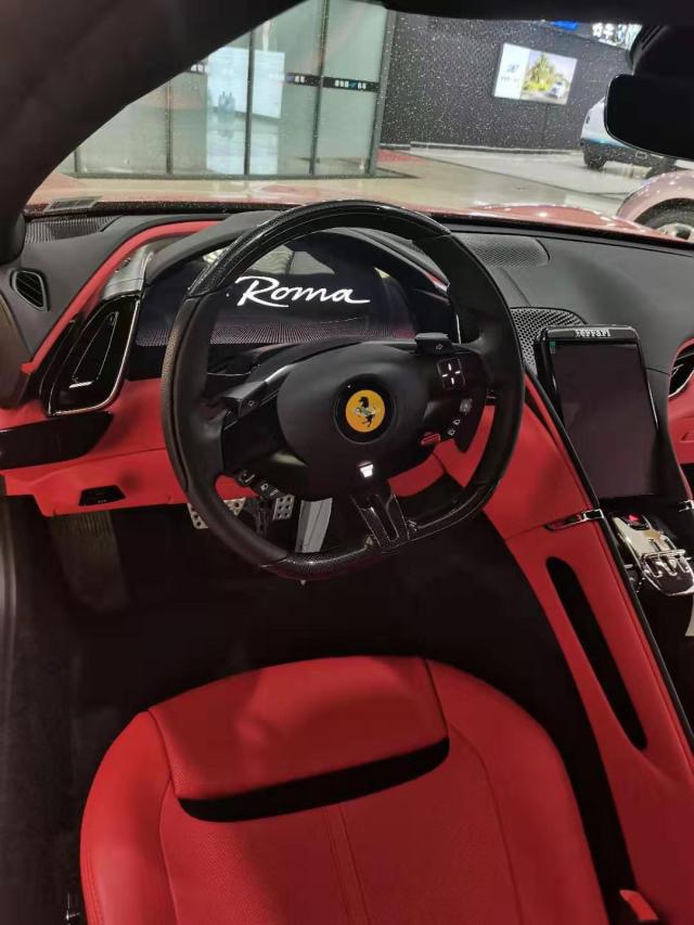 21款法拉利羅馬Roma 20款 3.9T V8 港口現(xiàn)車熱銷中直售全國(guó)