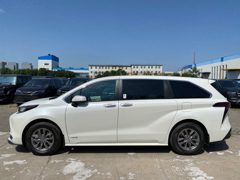 21款豐田塞納四驅(qū)XLE中配 保稅區(qū)現(xiàn)車國六排放特價54萬