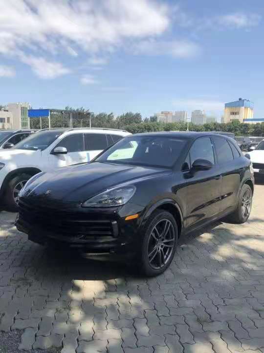 2020款保時(shí)捷卡宴3.0T    天津港現(xiàn)車熱銷全國