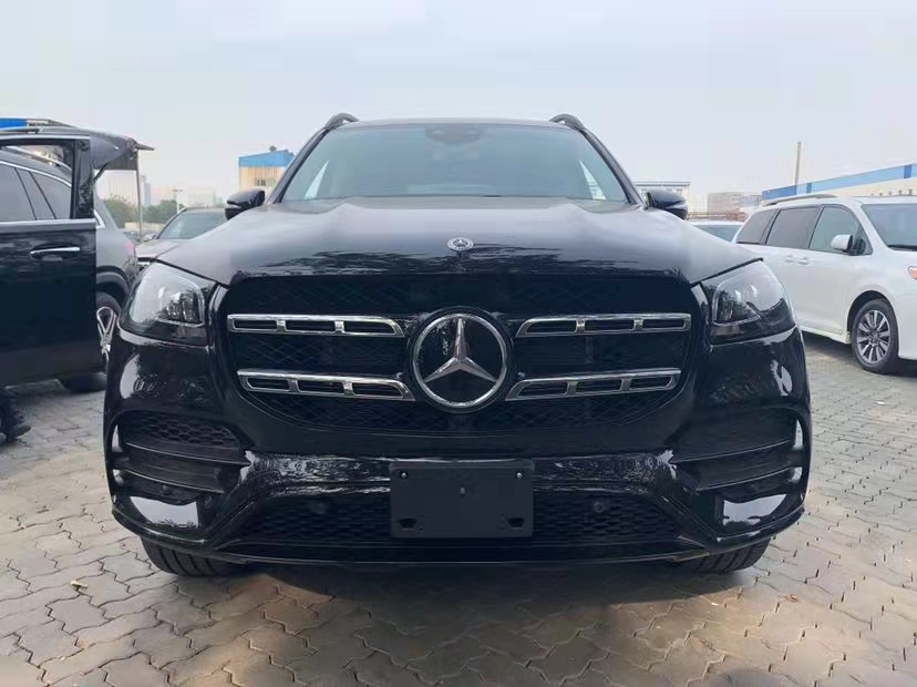 2021款奔馳GLS450  天津港保稅區(qū)現(xiàn)車特價鉅惠
