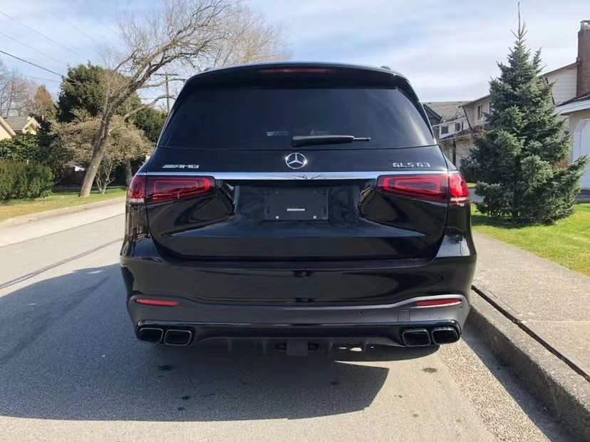  2021款奔馳GLS63  天津港保稅區(qū)現(xiàn)車隨時提