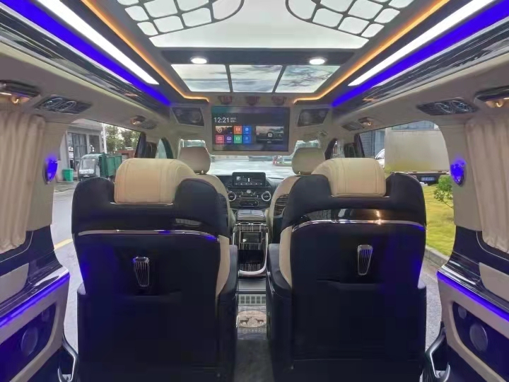 21款奔馳威霆改裝豪華商務(wù)車  天津港現(xiàn)車隨時(shí)提