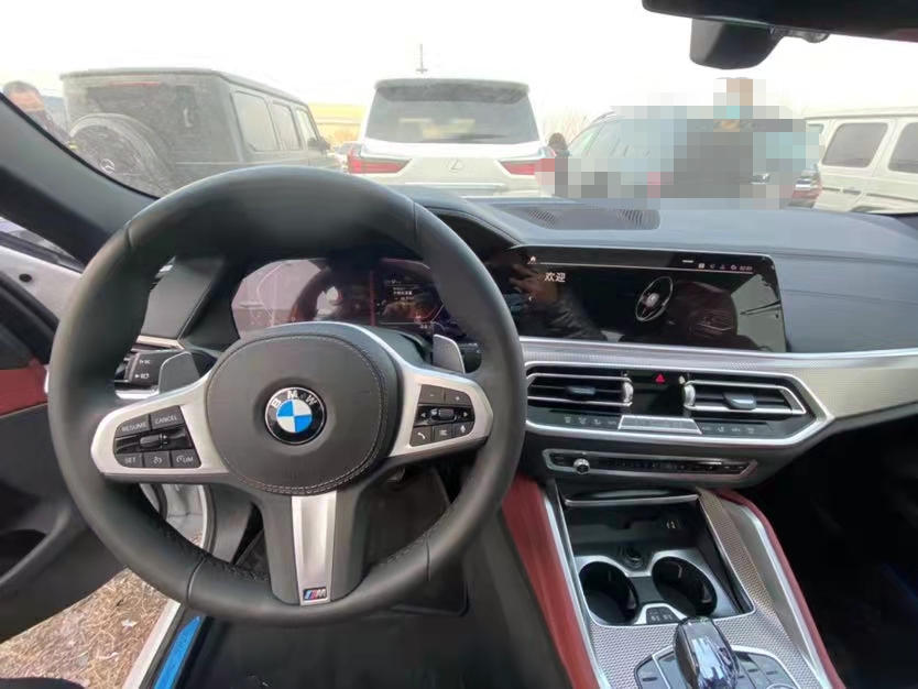 寶馬X6 21款 3.0T M運動 天津港現(xiàn)車全國最新報價