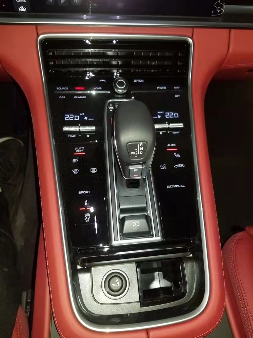 保時(shí)捷Panamera 20款 4S 2.9T  天津港國六優(yōu)惠秒殺酬賓
