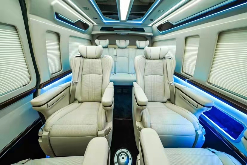  進口豐田海獅商務車  天津港現(xiàn)車最新報價