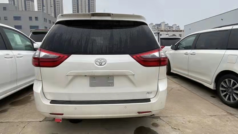 20款墨版豐田塞納3.5兩驅(qū)XLE 真皮 天津港十月現(xiàn)車價(jià)格鉅惠