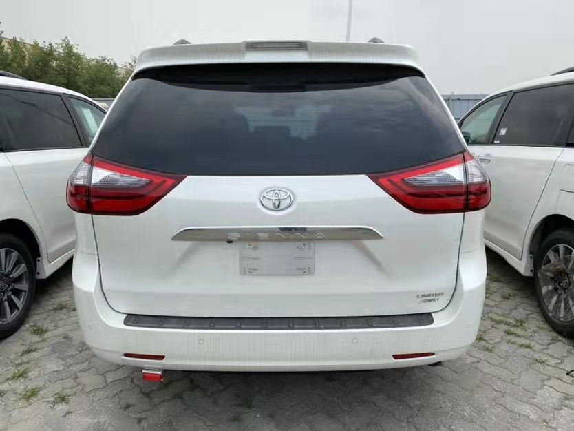 塞納 20款 3.5 四驅(qū) LTD 7座頂配 天津港現(xiàn)車批發(fā)價(jià)
