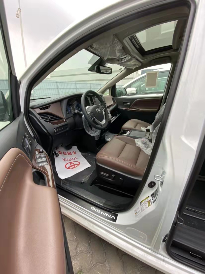 塞納 20款 3.5 四驅(qū) LTD 7座頂配 天津港現(xiàn)車批發(fā)價(jià)
