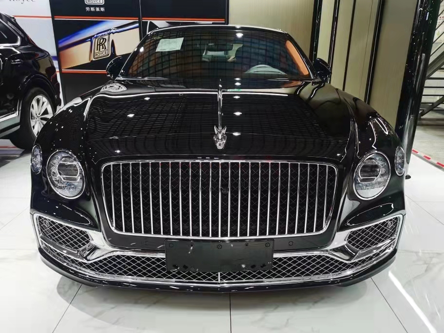 2021ewY 4.0T V8 ۿʮ°f܇r(ji)ֱc(din)